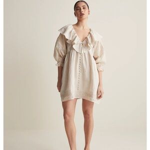 Elegant Cream Ruffle Dress AU8